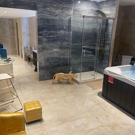 Apartamento Golden Junior Ruan Exterior foto